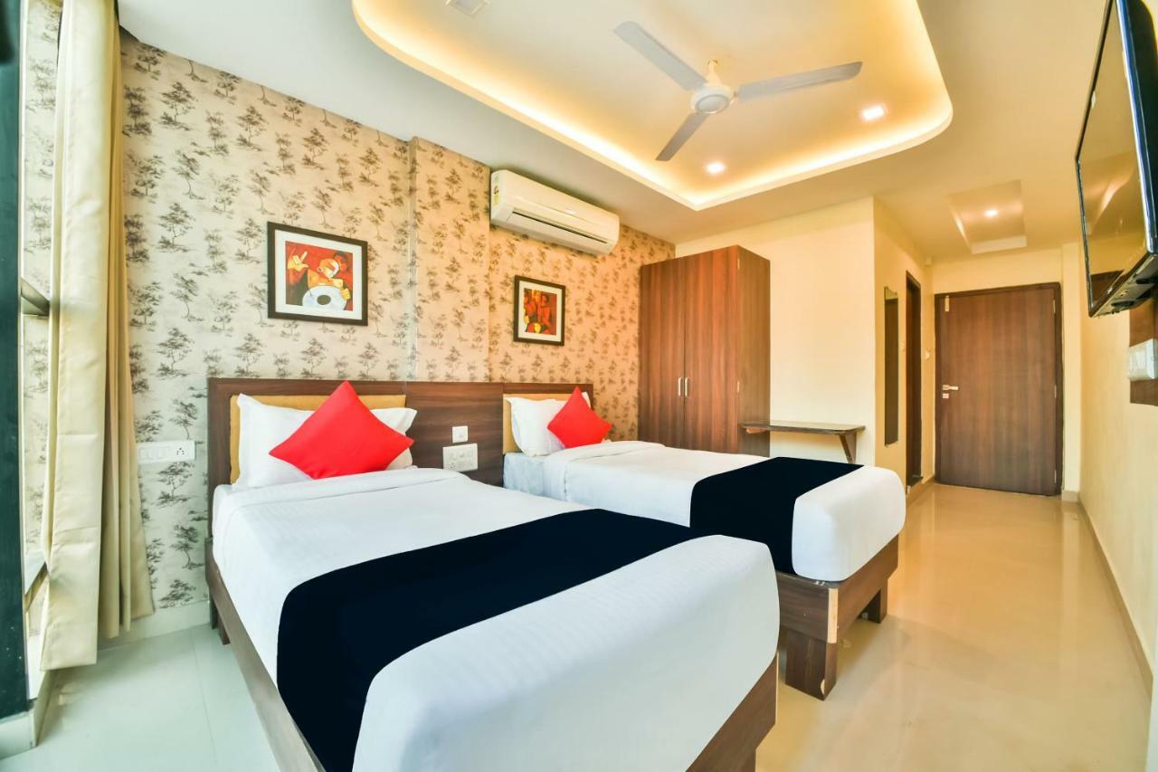Golden Feather Otel Udaipur Dış mekan fotoğraf
