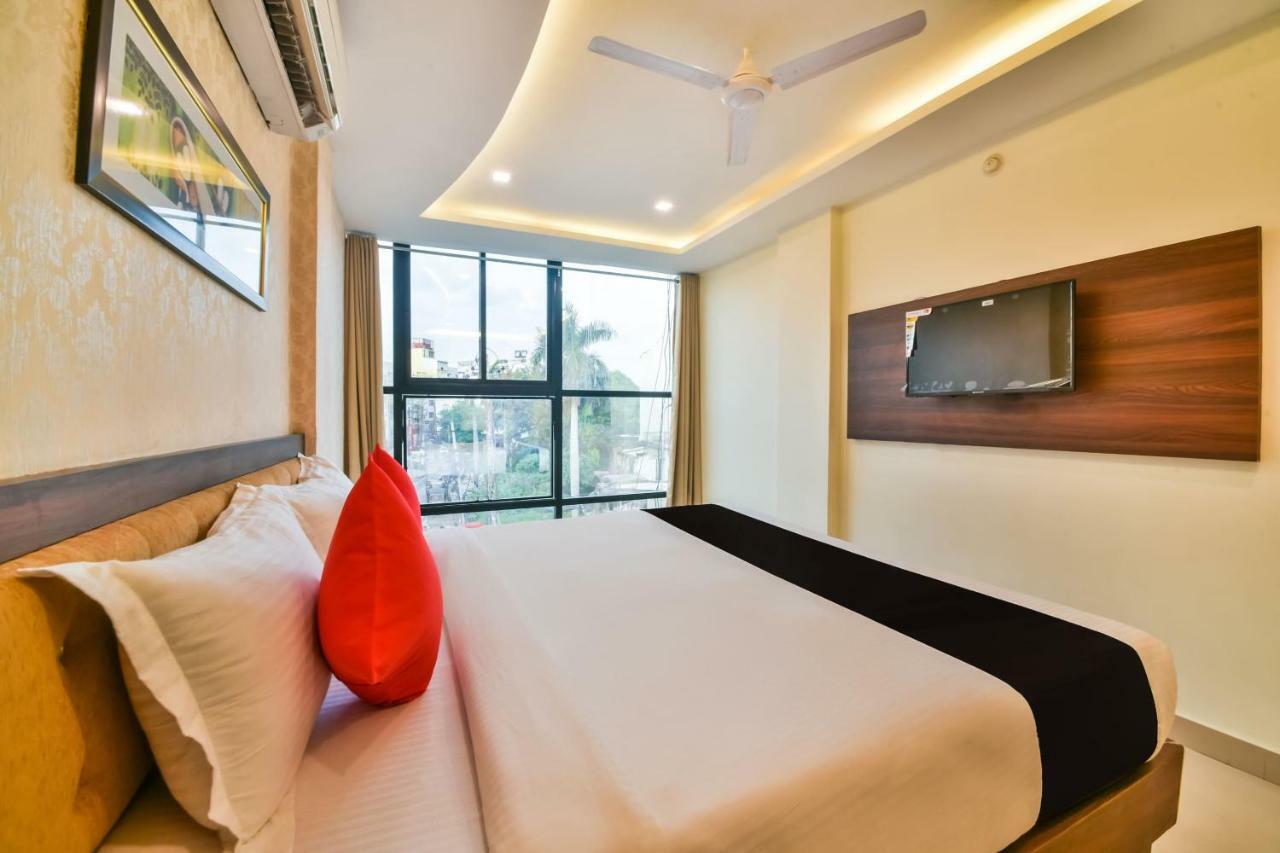 Golden Feather Otel Udaipur Dış mekan fotoğraf