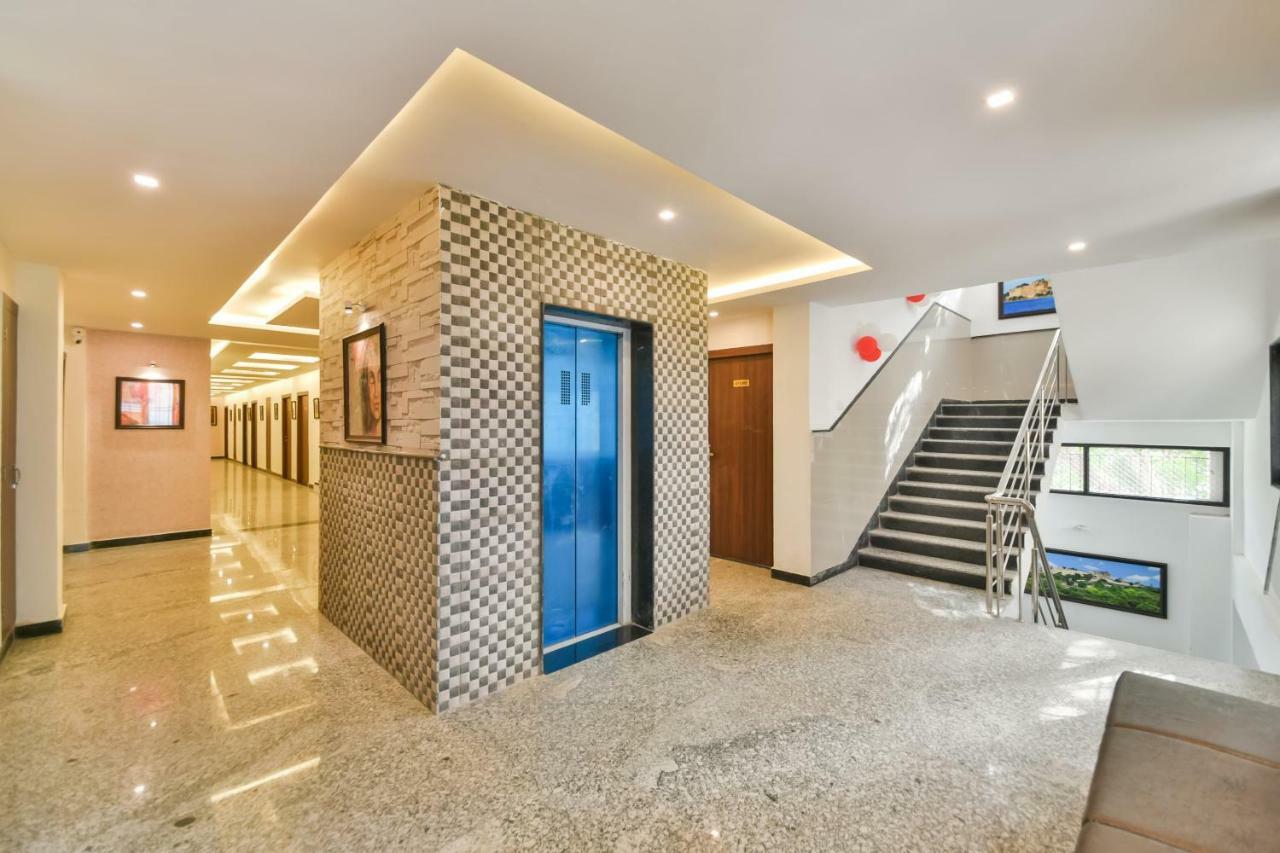 Golden Feather Otel Udaipur Dış mekan fotoğraf
